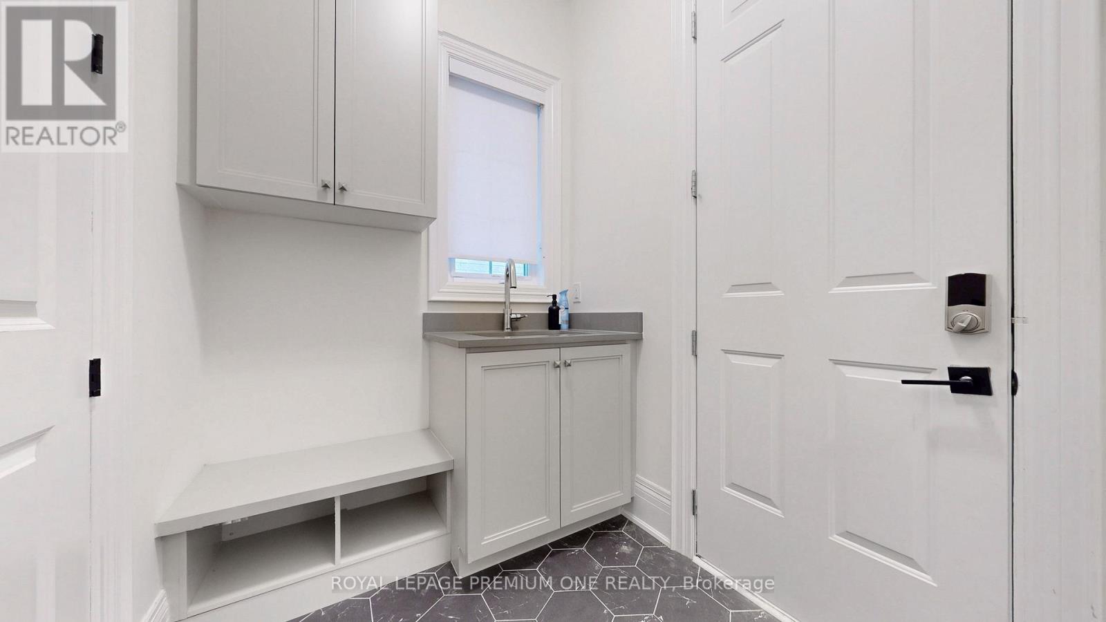 104 Greville Street, Vaughan, Ontario  L4H 4P7 - Photo 19 - N12524596