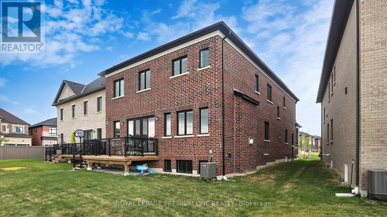 104 Greville Street, Vaughan, Ontario  L4H 4P7 - Photo 36 - N12524596