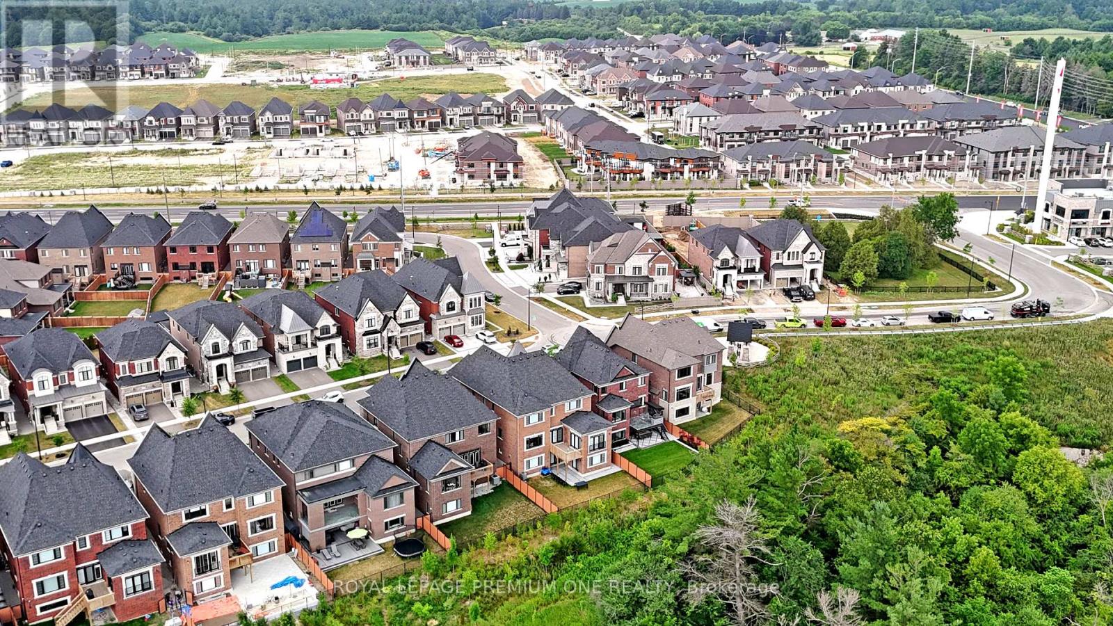 104 Greville Street, Vaughan, Ontario  L4H 4P7 - Photo 4 - N12524596