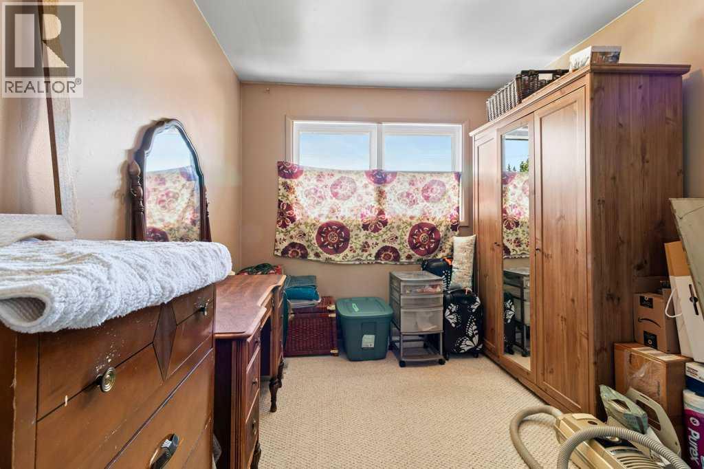 3734 46 Street, Red Deer, Alberta  T4N 1L6 - Photo 8 - A2246985