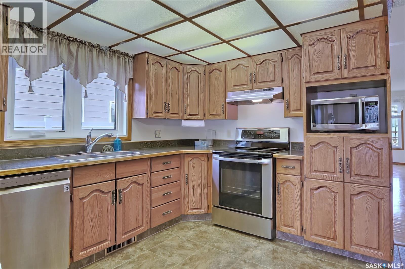 1639 Bingham Road, Moose Jaw, Saskatchewan  S6H 7R8 - Photo 11 - SK023675