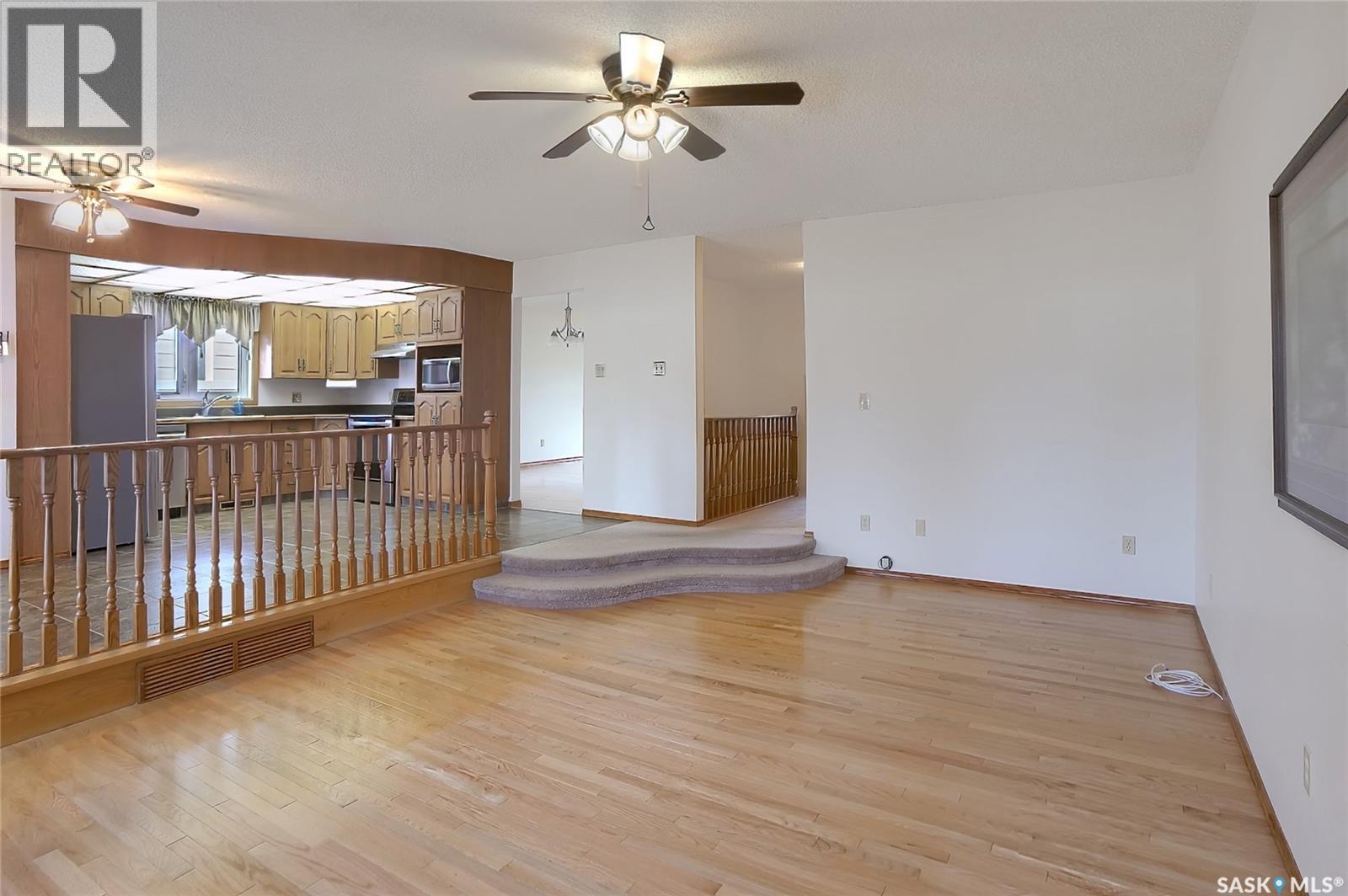 1639 Bingham Road, Moose Jaw, Saskatchewan  S6H 7R8 - Photo 9 - SK023675