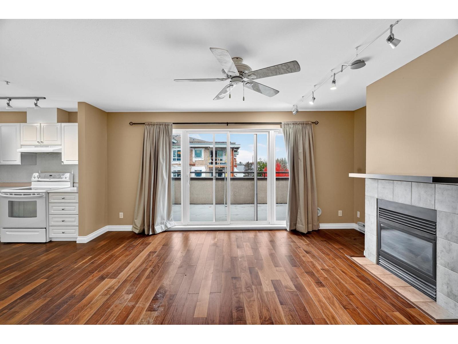 405 7505 138 Street, Surrey, British Columbia  V3W 0W6 - Photo 5 - R3064164