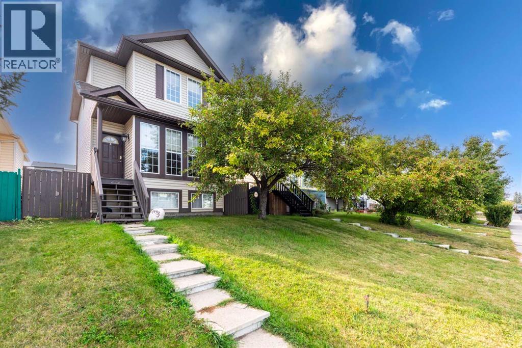 14993 5 Street SW, Calgary, Alberta