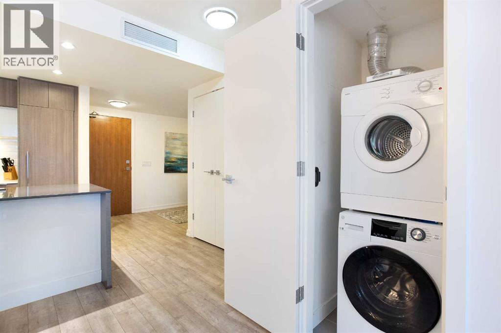 205, 51 Waterfront Mews Sw, Calgary, Alberta  T2P 0X3 - Photo 16 - A2263772