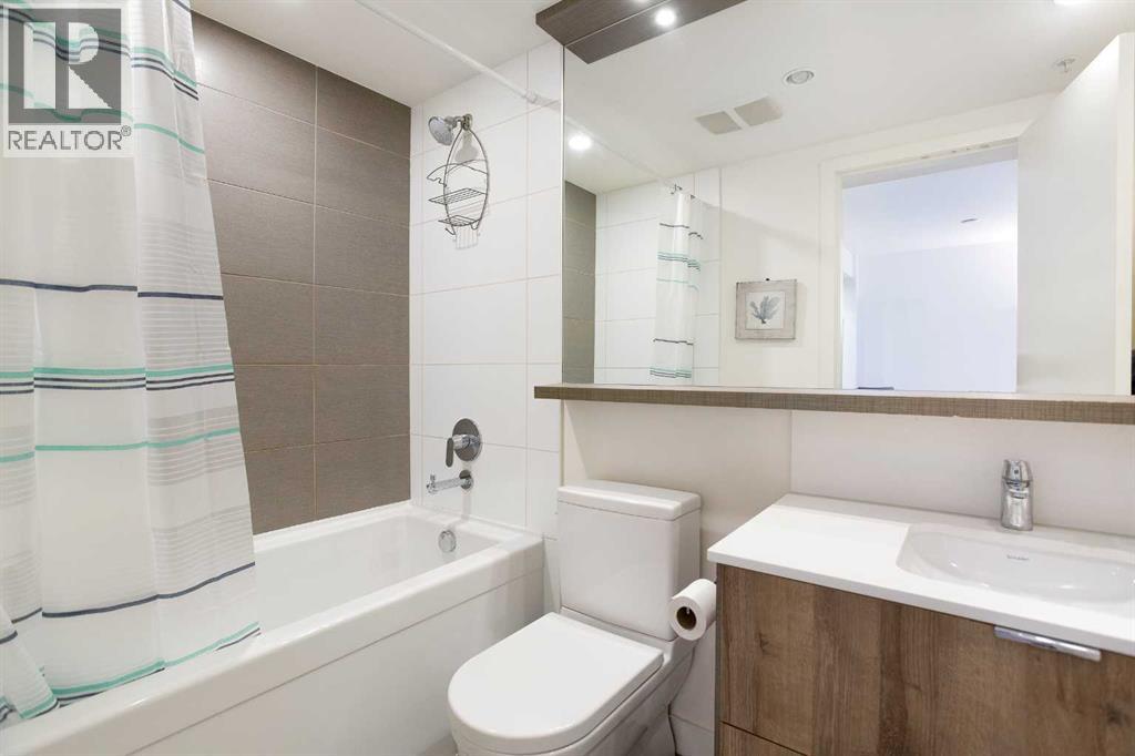 205, 51 Waterfront Mews Sw, Calgary, Alberta  T2P 0X3 - Photo 13 - A2263772