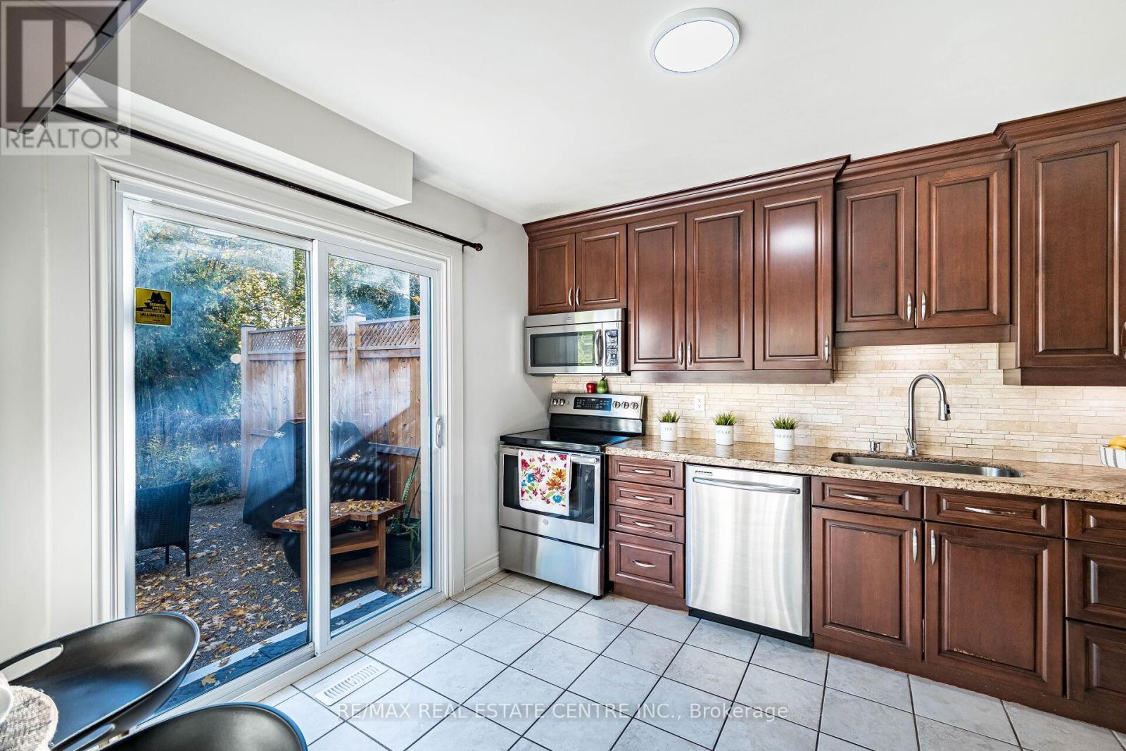 4164 Jefton Crescent, Mississauga, Ontario  L5L 1Z3 - Photo 25 - W12524586