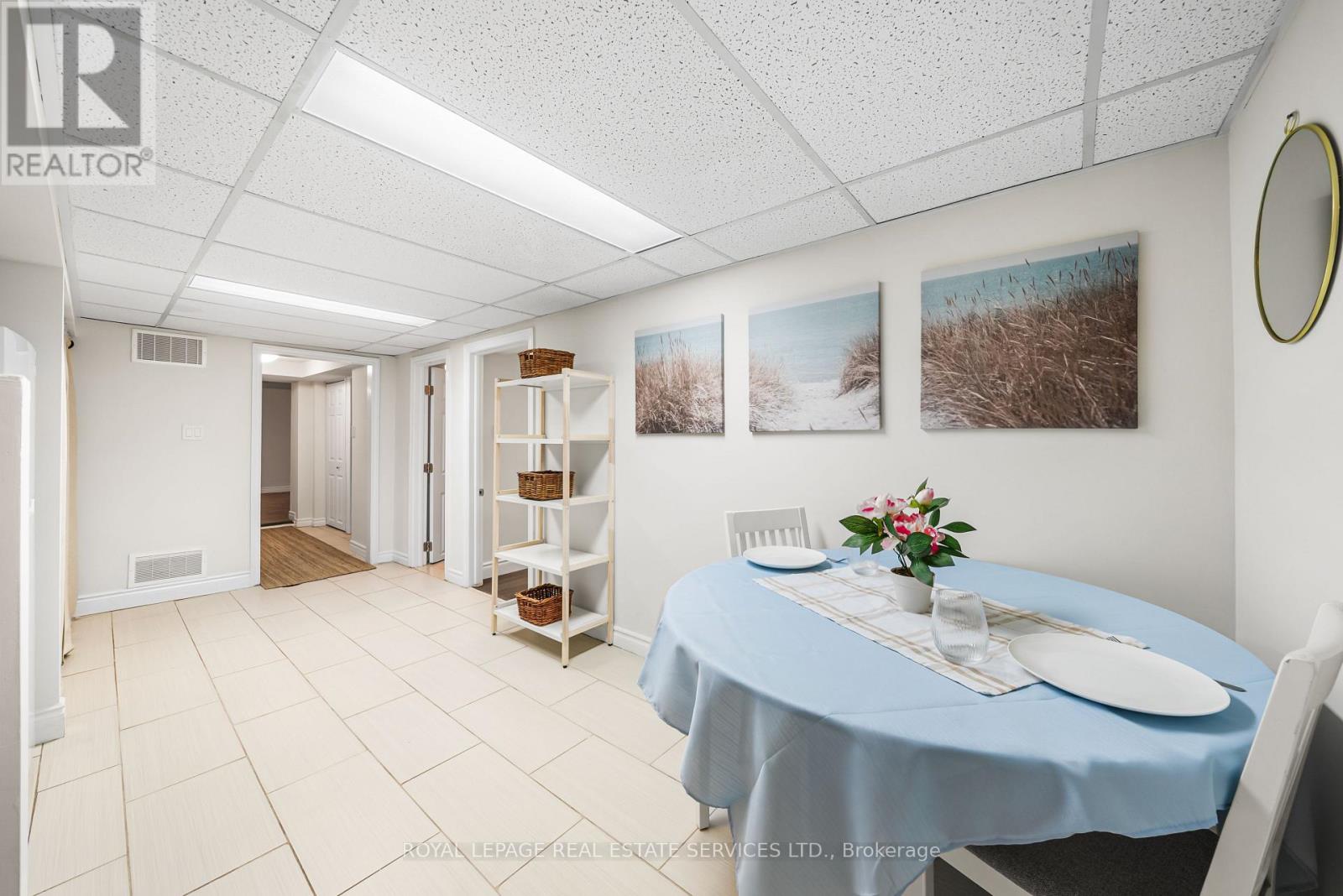 Lower - 39 Rangoon Road, Toronto, Ontario  M9C 4N5 - Photo 11 - W12524620