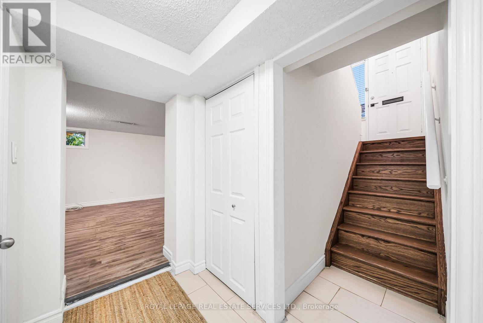 Lower - 39 Rangoon Road, Toronto, Ontario  M9C 4N5 - Photo 21 - W12524620