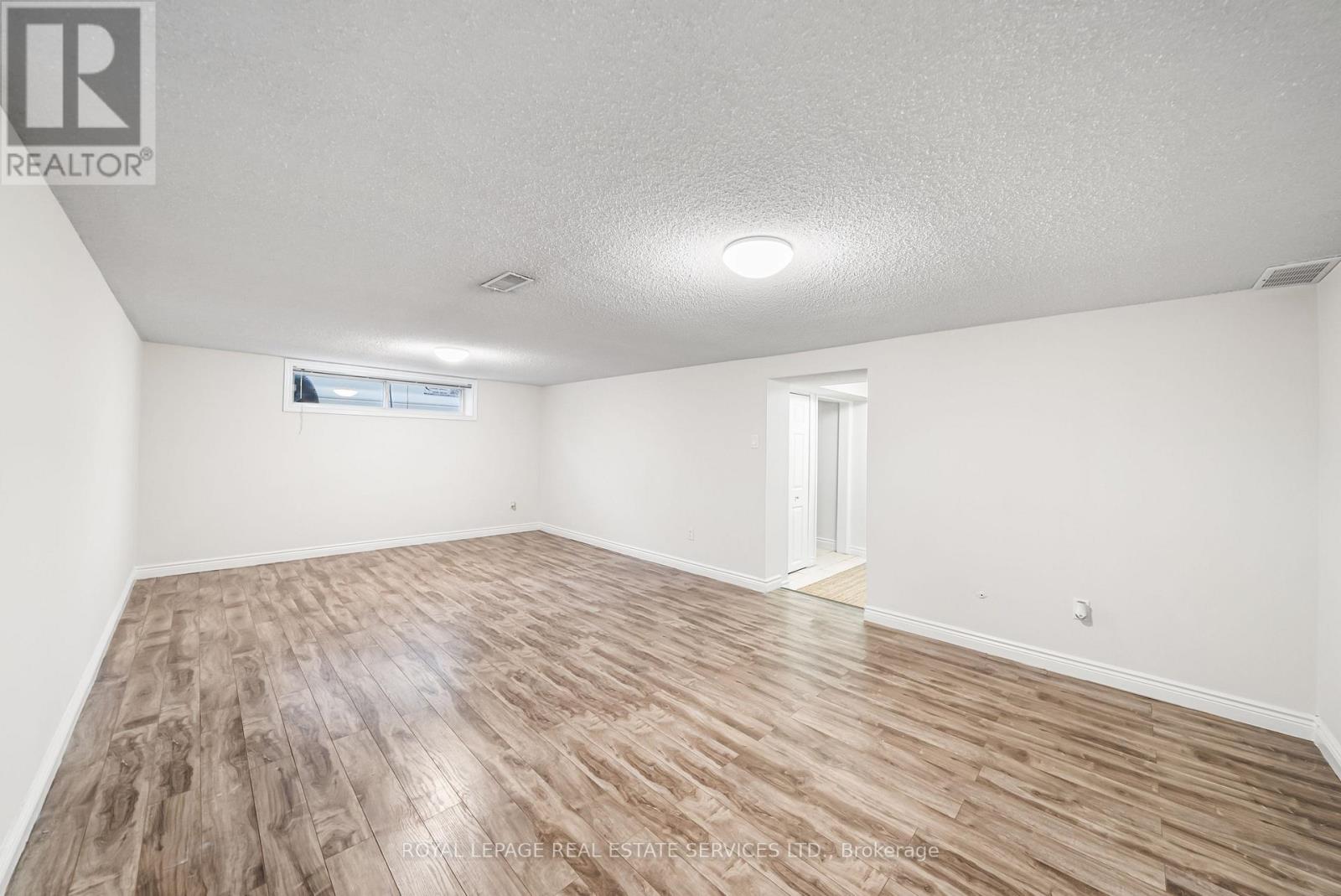 Lower - 39 Rangoon Road, Toronto, Ontario  M9C 4N5 - Photo 23 - W12524620