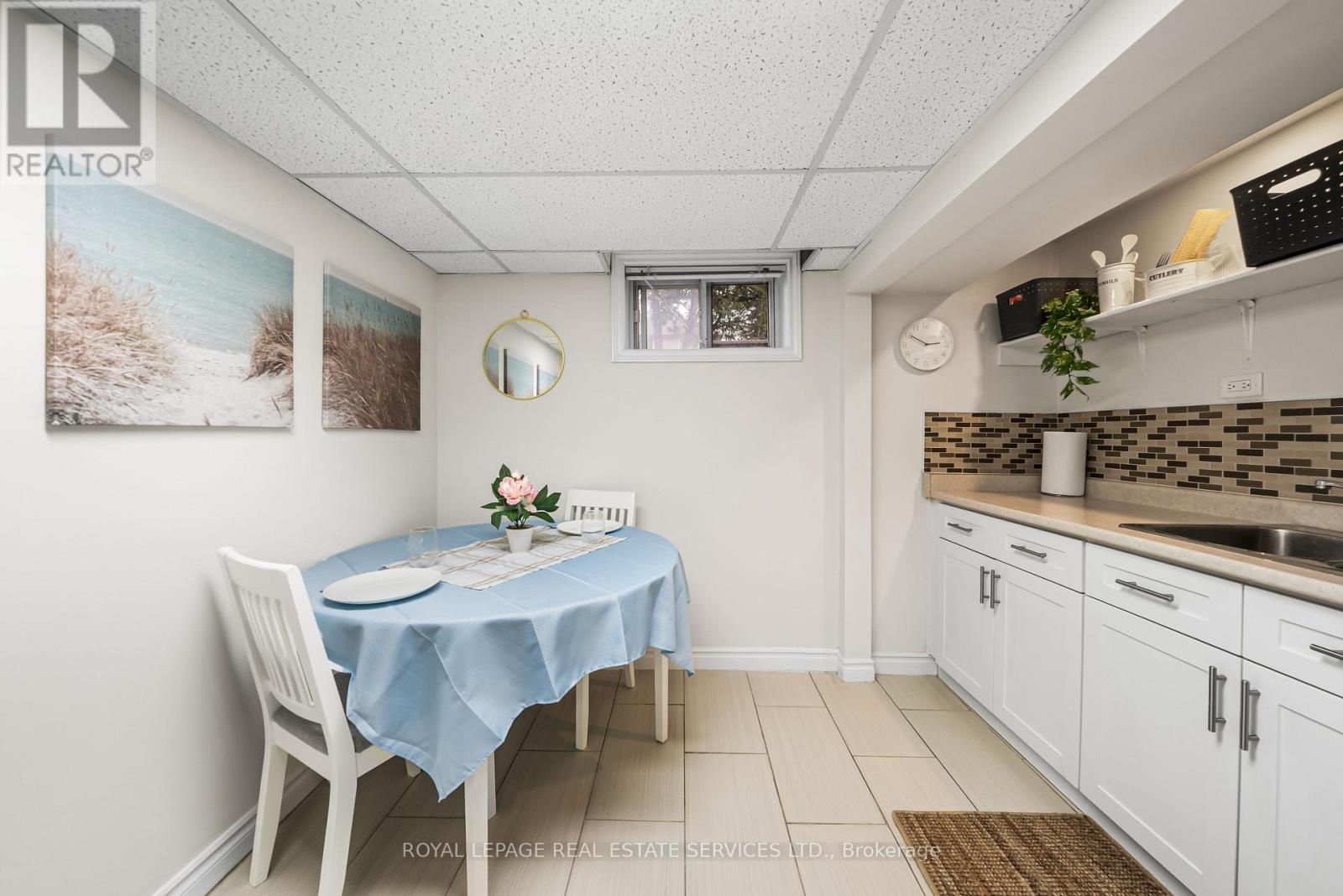 Lower - 39 Rangoon Road, Toronto, Ontario  M9C 4N5 - Photo 9 - W12524620