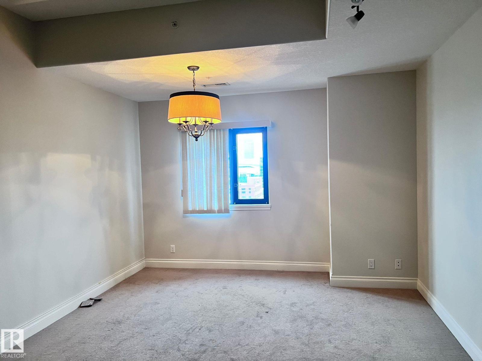 1006 10319 111 St Nw, Edmonton, Alberta  T5K 0A2 - Photo 3 - E4465163