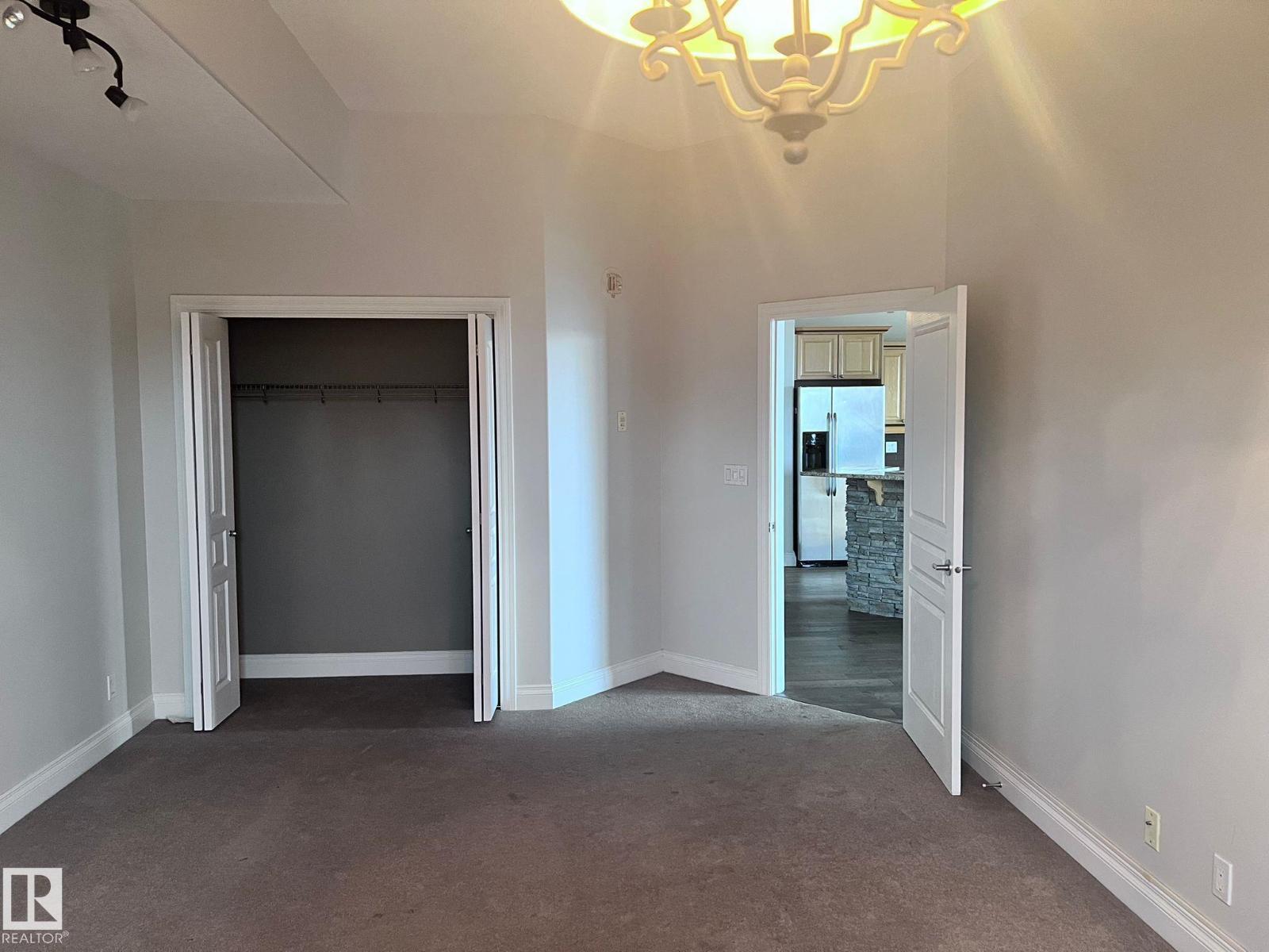 1006 10319 111 St Nw, Edmonton, Alberta  T5K 0A2 - Photo 4 - E4465163