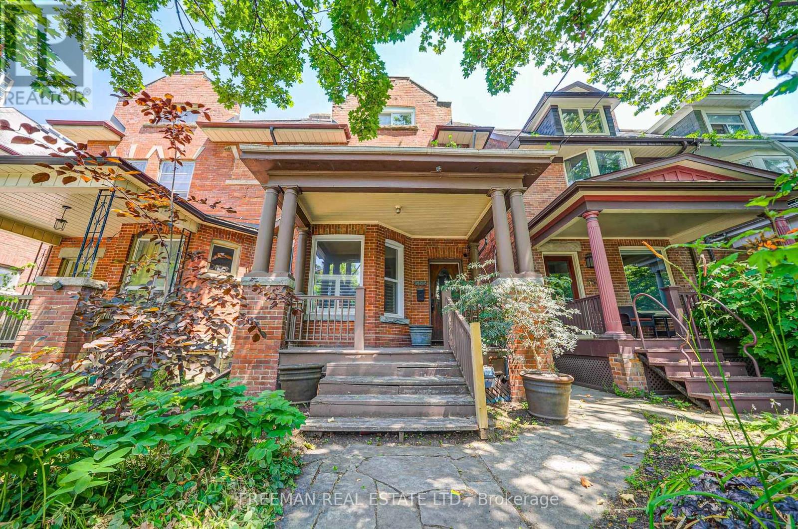 555 MARKHAM STREET, Toronto, Ontario