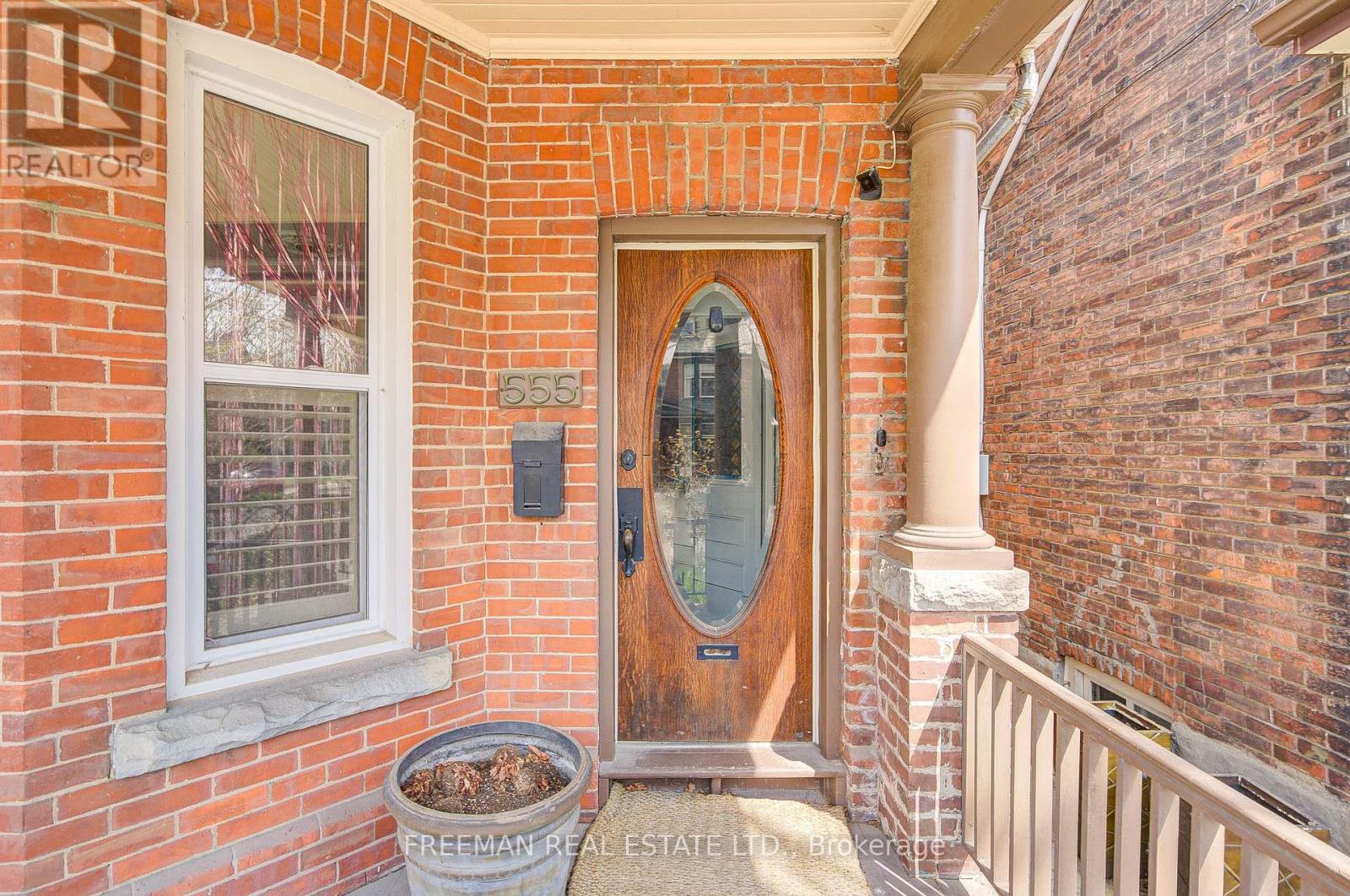 555 Markham Street, Toronto, Ontario M6G 2L6 - Photo 3 - C12523604