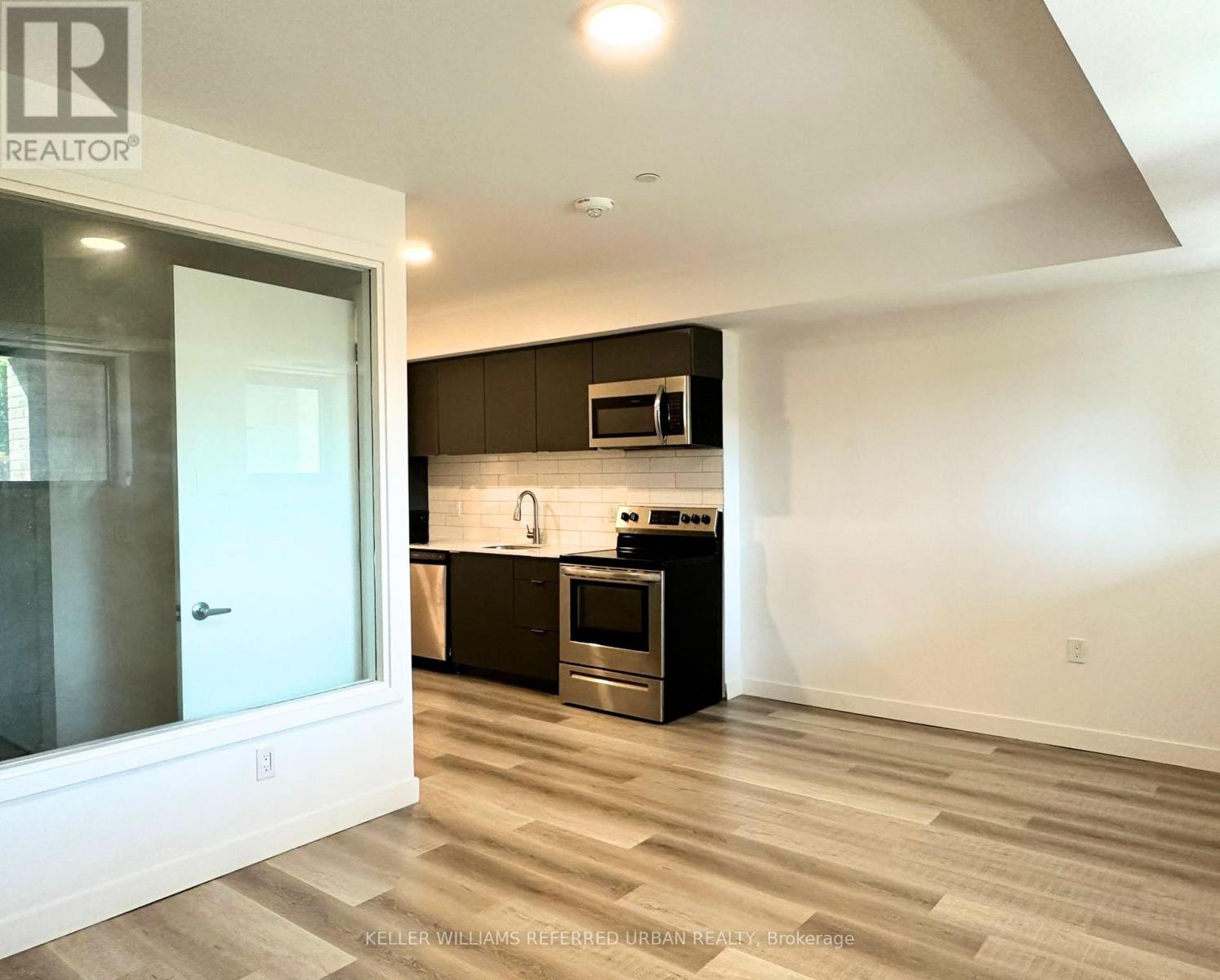 102 - 325 University Avenue, Cobourg, Ontario  K9A 2H9 - Photo 7 - X12524604