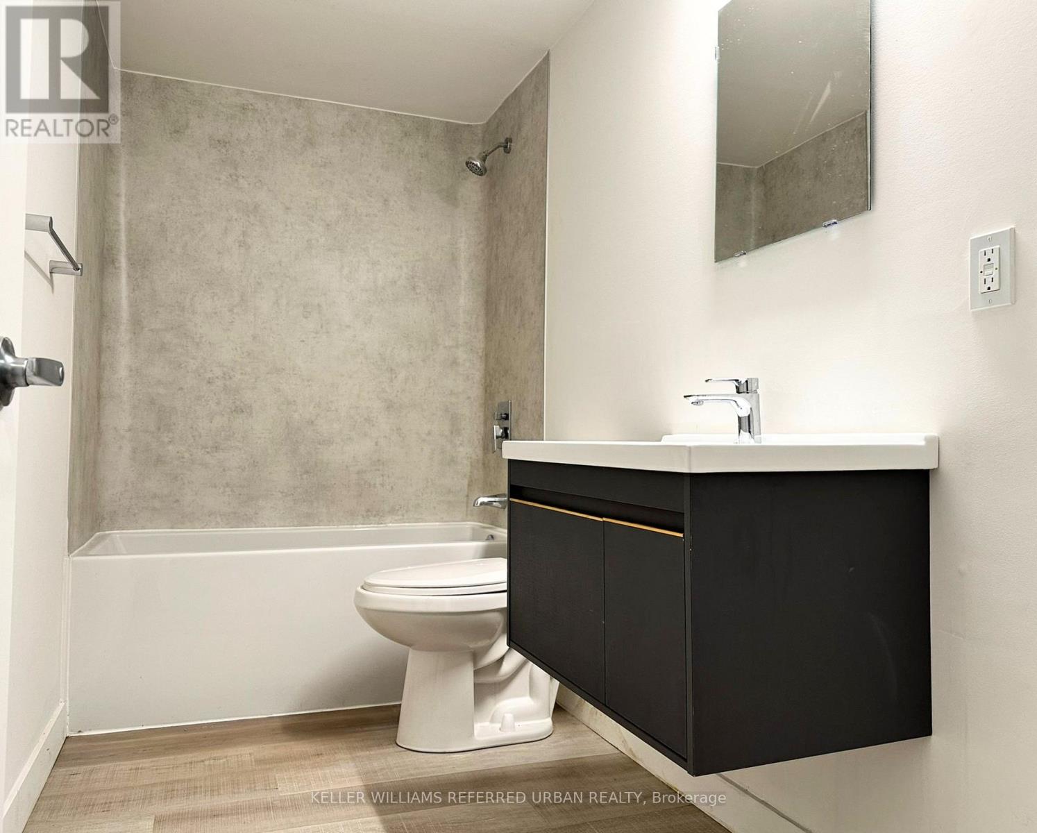 102 - 325 University Avenue, Cobourg, Ontario  K9A 2H9 - Photo 9 - X12524604