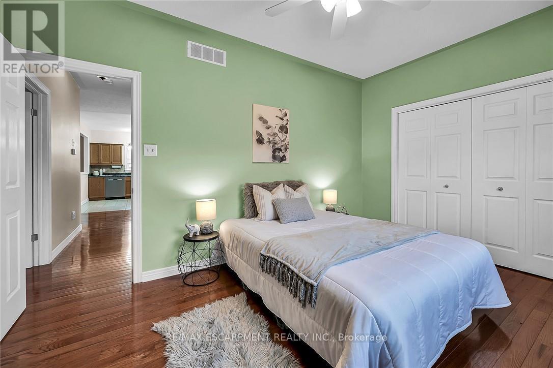 20 Oak Crescent, Haldimand, Ontario  N0A 1H0 - Photo 26 - X12524612