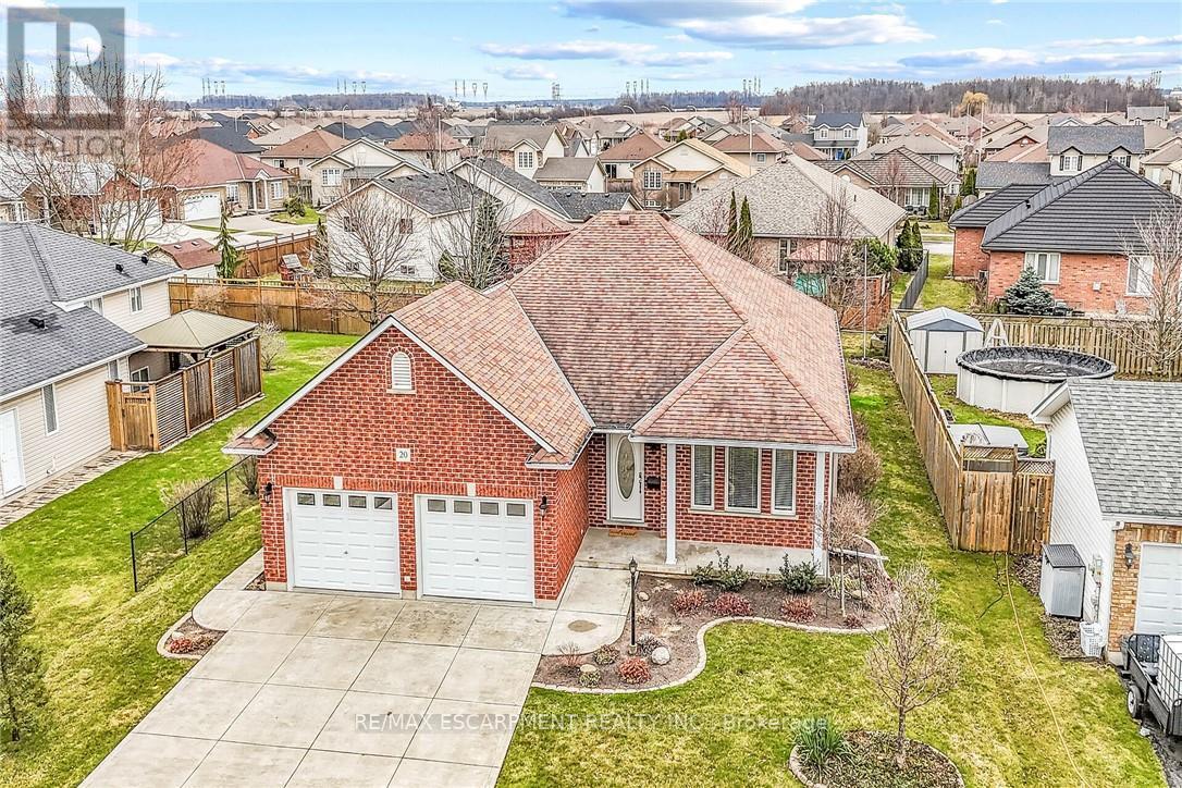 20 Oak Crescent, Haldimand, Ontario  N0A 1H0 - Photo 44 - X12524612