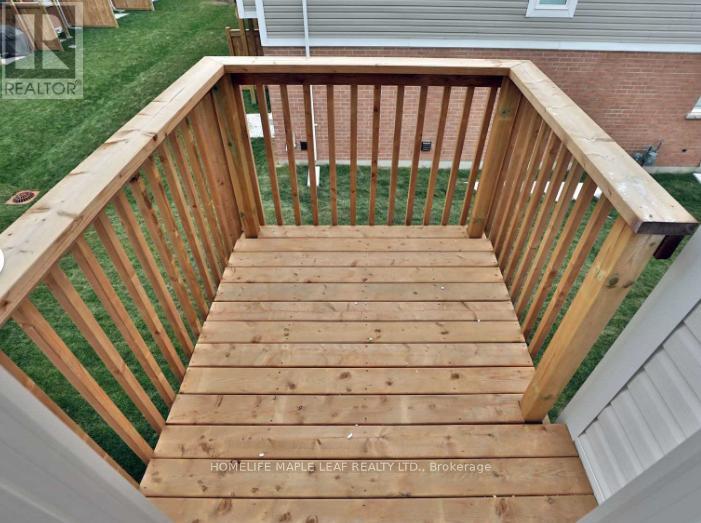 76 Hibiscus Lane, Hamilton, Ontario  L8K 0A4 - Photo 11 - X12524618