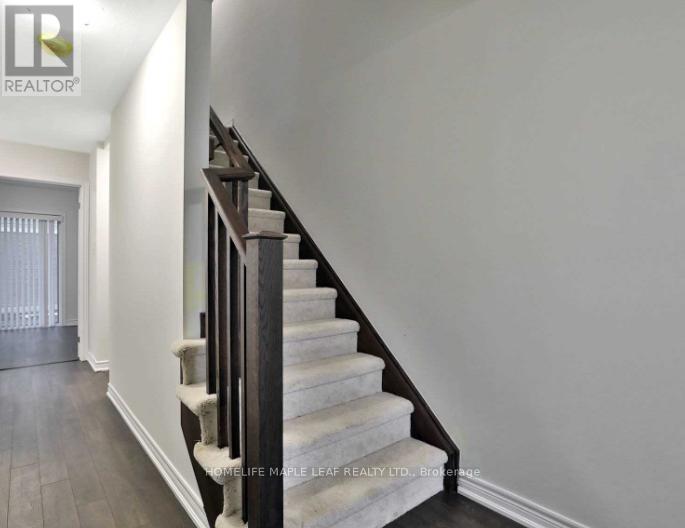 76 Hibiscus Lane, Hamilton, Ontario  L8K 0A4 - Photo 4 - X12524618