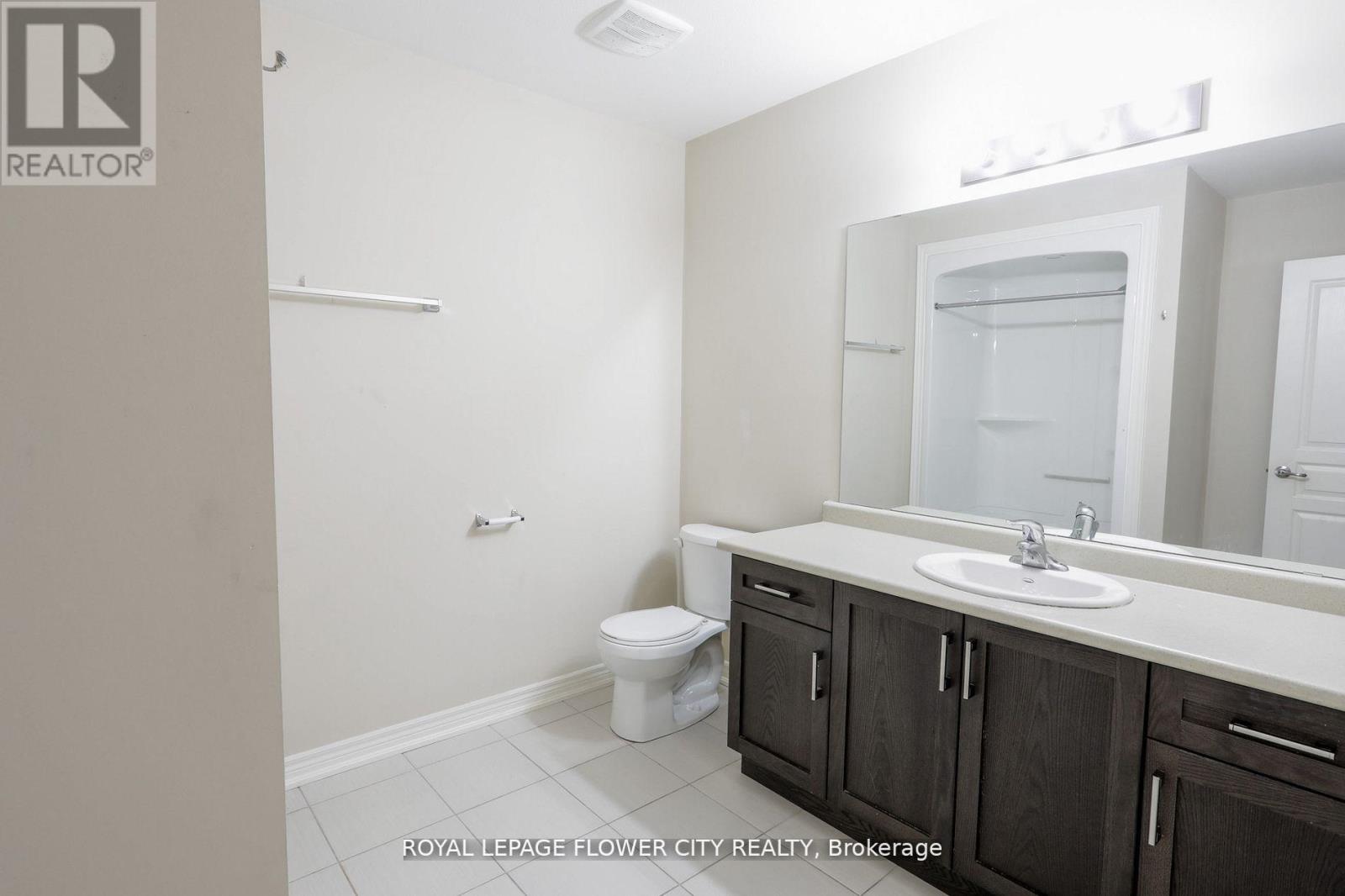 146 Winterberry Boulevard, Thorold, Ontario  L2V 0C1 - Photo 19 - X12524644