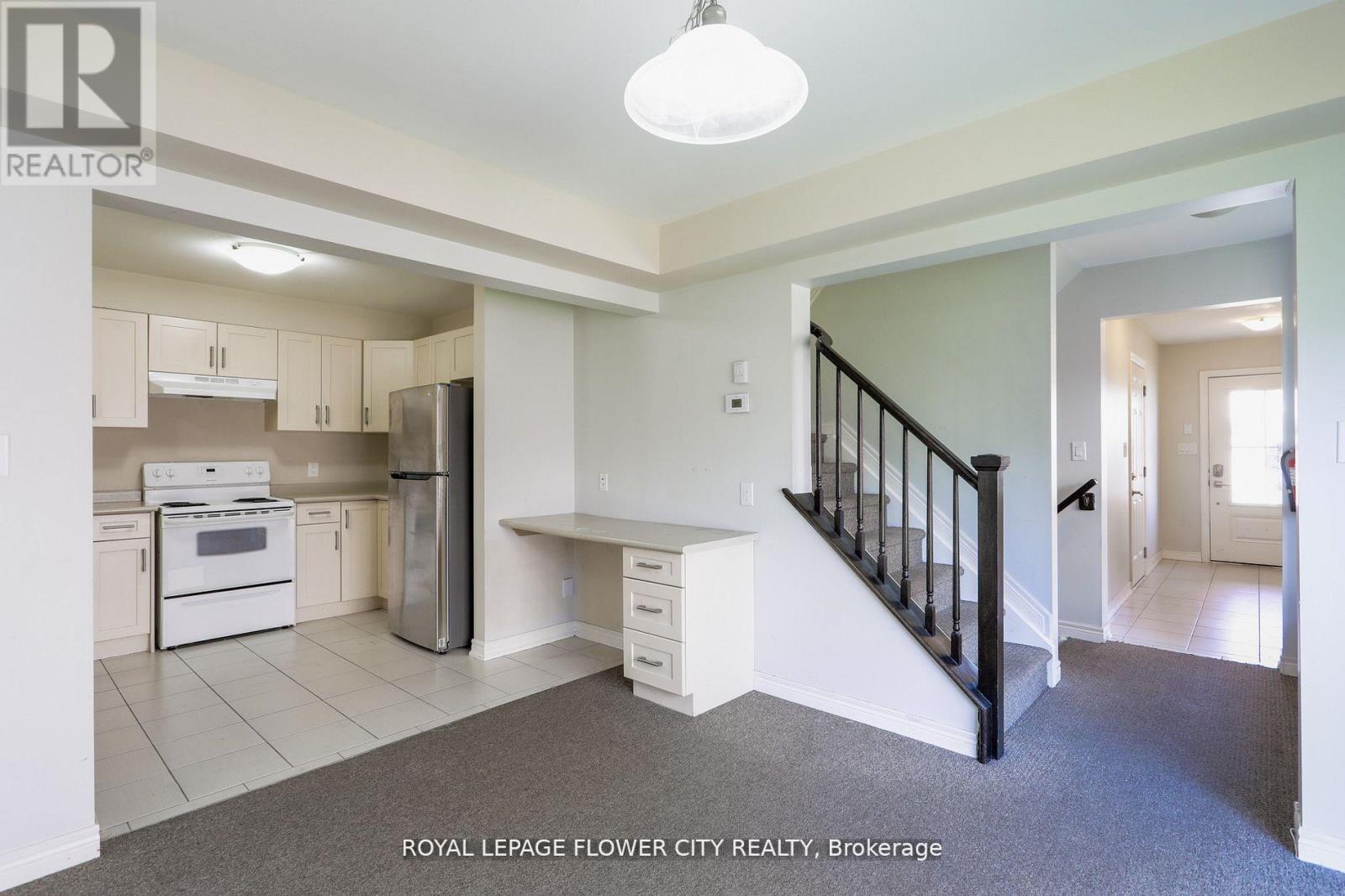 146 Winterberry Boulevard, Thorold, Ontario  L2V 0C1 - Photo 7 - X12524644