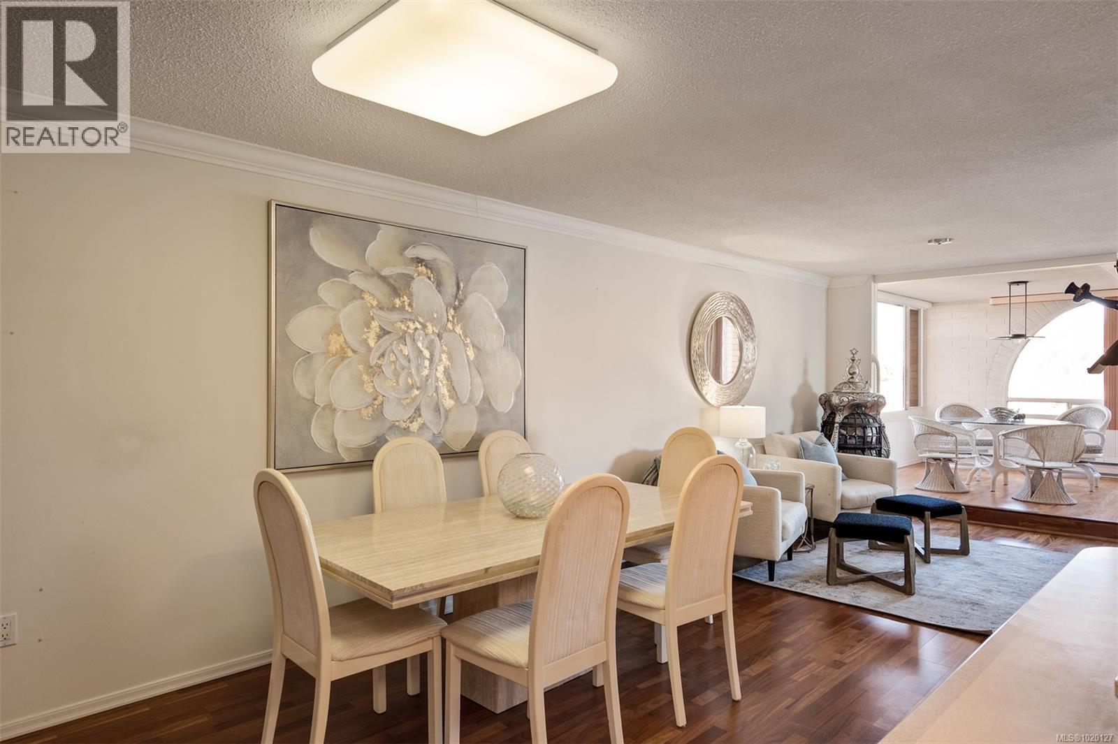 201 640 Montreal St, Victoria, British Columbia V8V 1Z8 - Photo 13 - 1020127