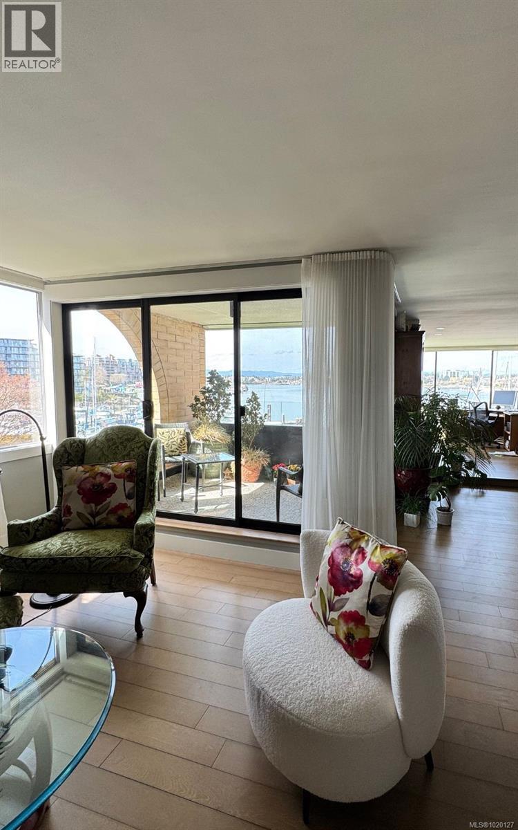 201 640 Montreal St, Victoria, British Columbia V8V 1Z8 - Photo 41 - 1020127