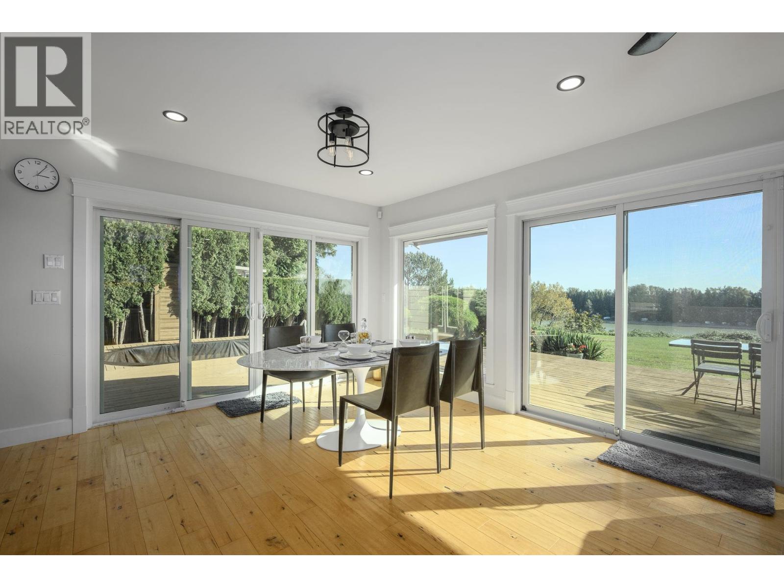 21866 River Road, Maple Ridge, British Columbia V2X 2C1 - Photo 12 - R3065922