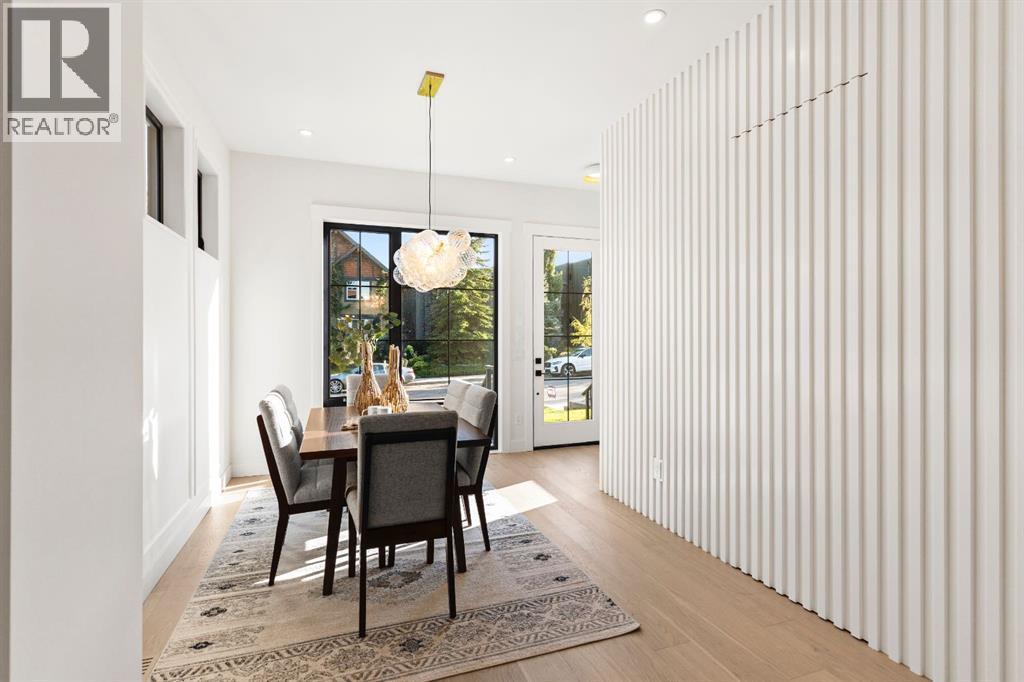 Property at 1904 48 Avenue SW image 4