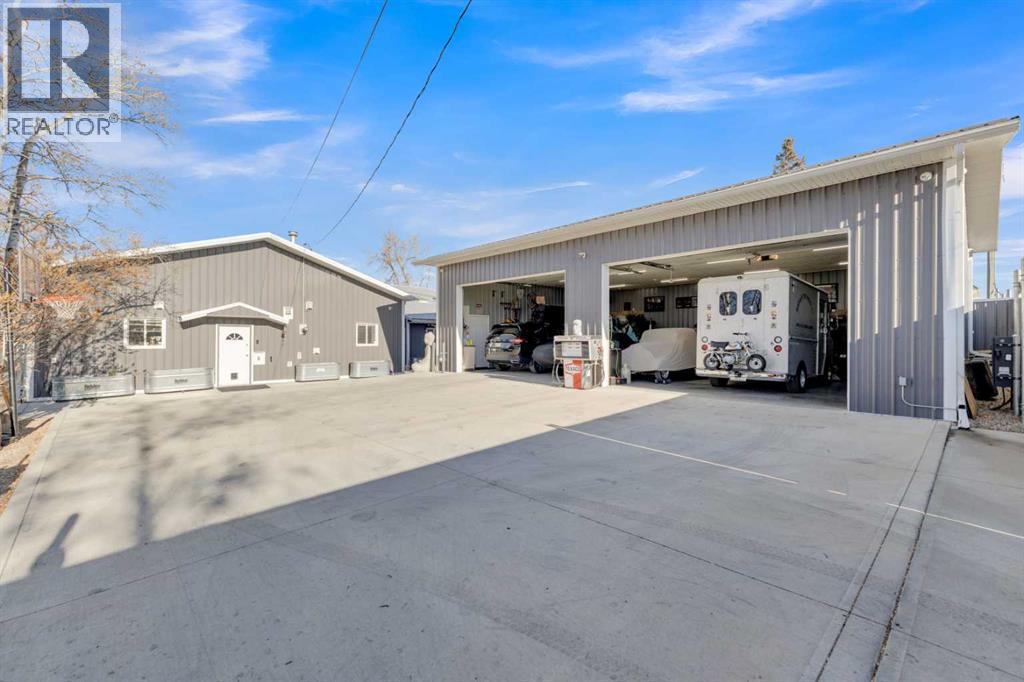 2023 20 Avenue, Bowden, Alberta  T0M 0K0 - Photo 47 - A2269660