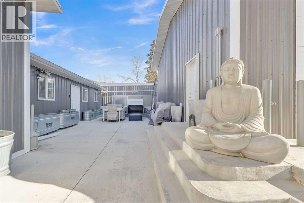 2023 20 Avenue, Bowden, Alberta  T0M 0K0 - Photo 38 - A2269660