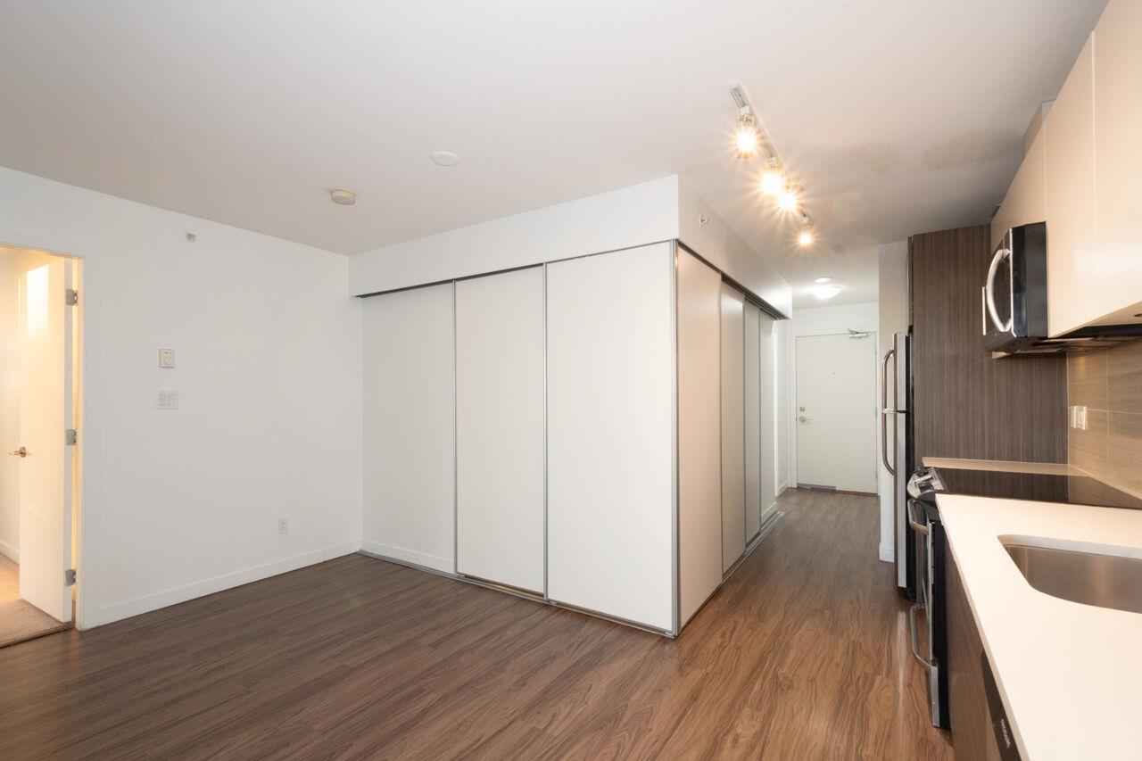 2307 13303 Central Avenue, Surrey, British Columbia  V3T 0K6 - Photo 7 - R3065941