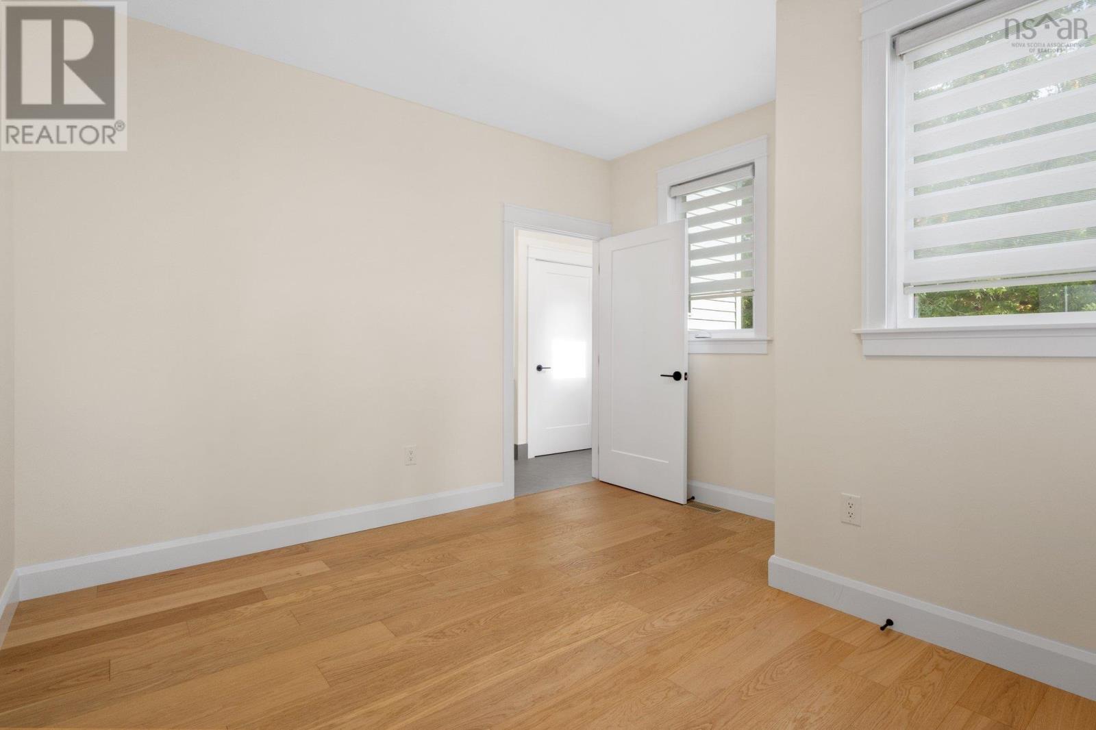 978 Winwick Road, Halifax, Nova Scotia  B3H 4L5 - Photo 38 - 202522032