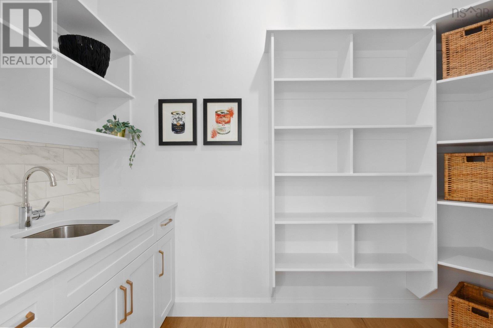 978 Winwick Road, Halifax, Nova Scotia  B3H 4L5 - Photo 8 - 202522032