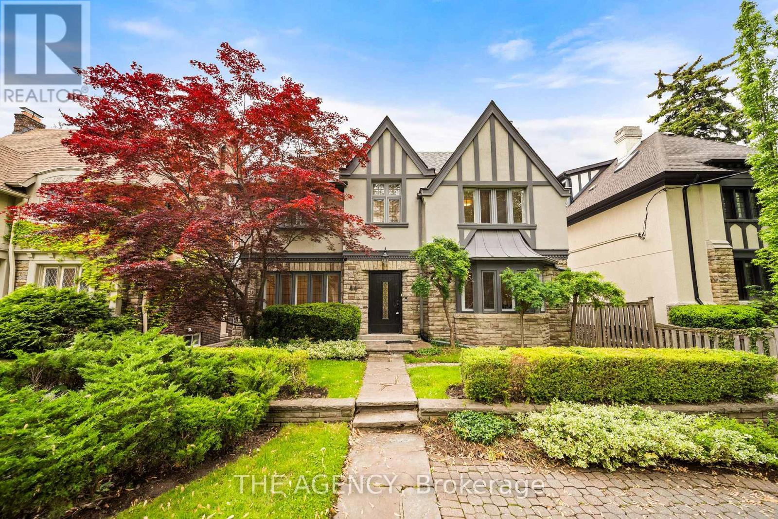 44 ELDERWOOD DRIVE, Toronto, Ontario