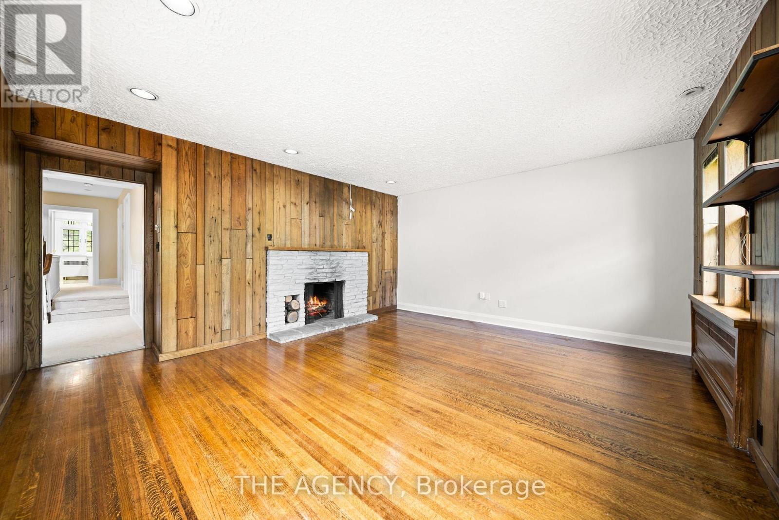 44 Elderwood Drive, Toronto, Ontario  M5P 1X1 - Photo 15 - C12524676