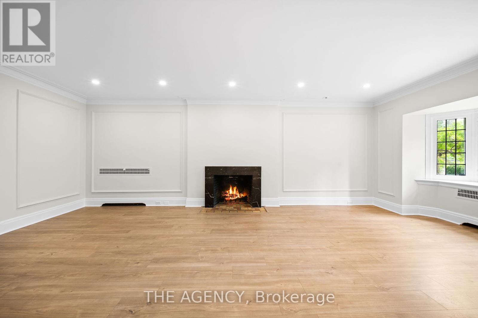 44 Elderwood Drive, Toronto, Ontario  M5P 1X1 - Photo 9 - C12524676