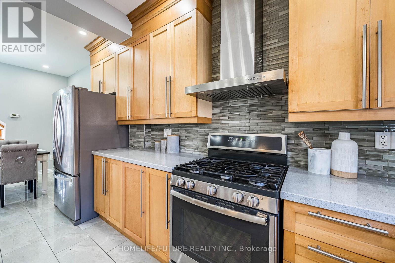 16 Mcqueen Crescent, Ajax, Ontario  L1T 4Y8 - Photo 15 - E12524674