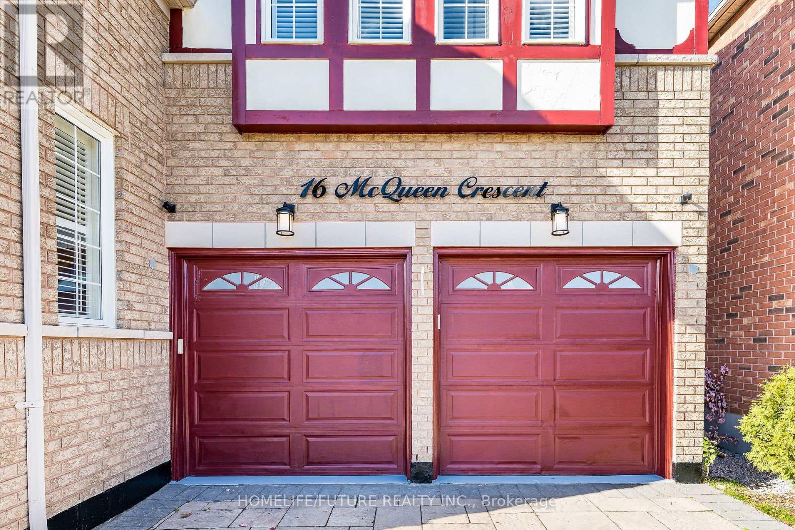 16 Mcqueen Crescent, Ajax, Ontario  L1T 4Y8 - Photo 3 - E12524674