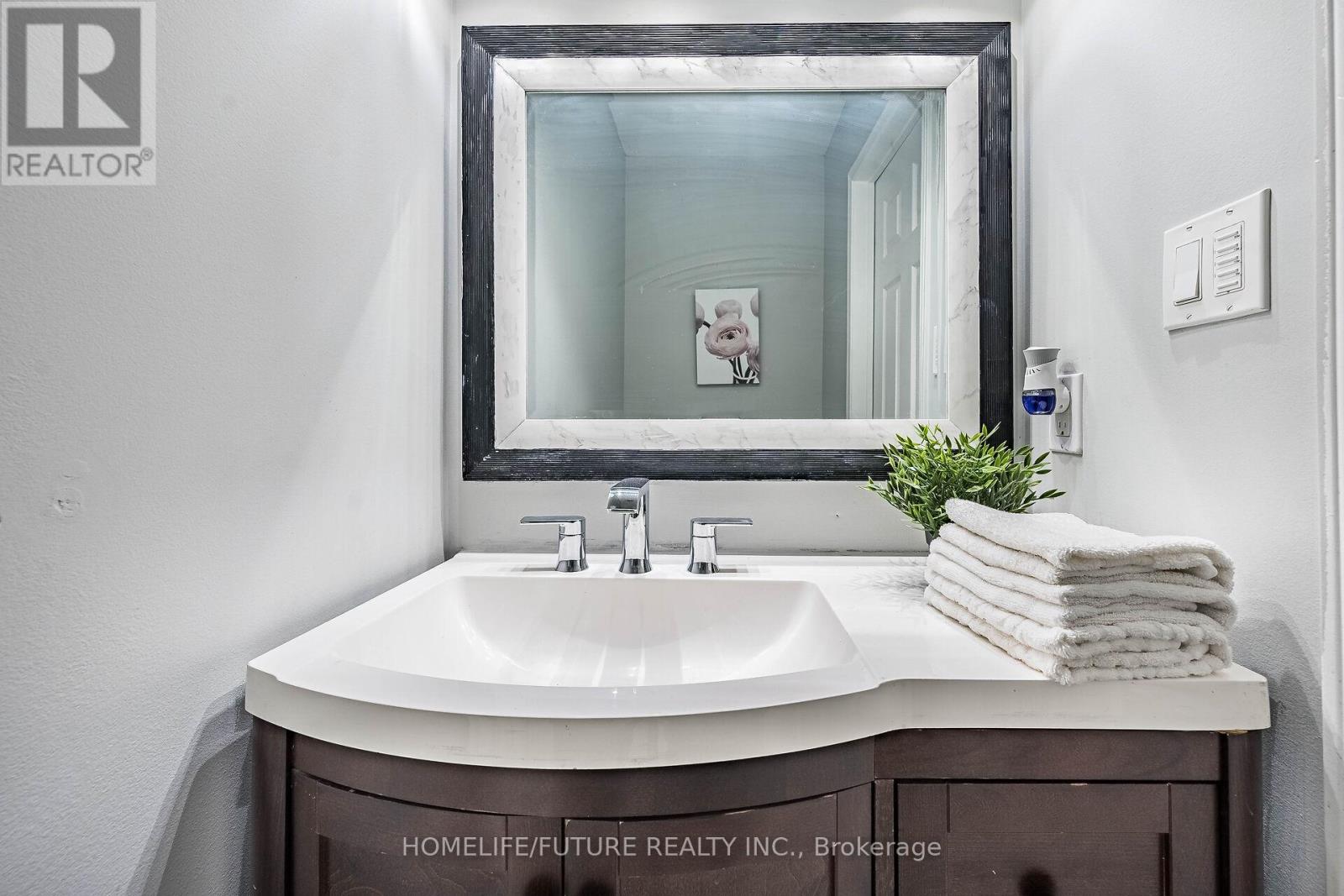 16 Mcqueen Crescent, Ajax, Ontario  L1T 4Y8 - Photo 39 - E12524674