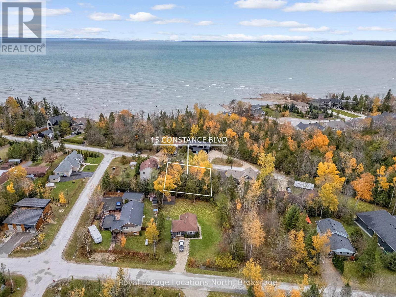 15 Constance Boulevard, Wasaga Beach, Ontario  L9Z 2Y5 - Photo 3 - S12524748