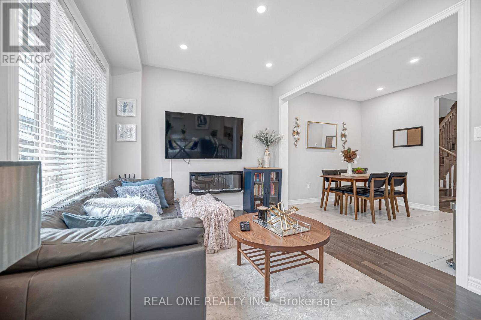 75 Fallharvest Way Road, Whitchurch-Stouffville, Ontario  L4A 4W4 - Photo 20 - N12524672