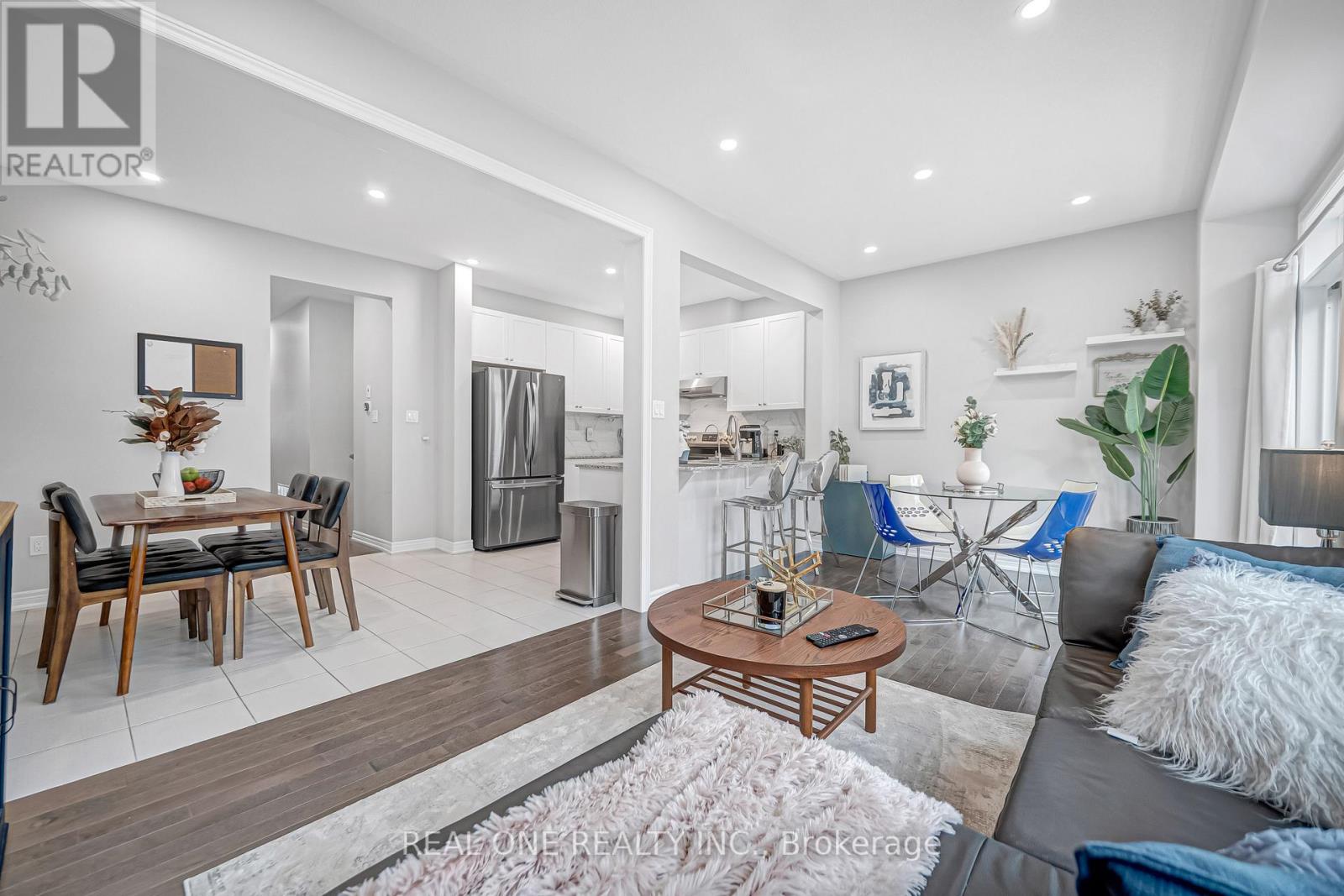 75 Fallharvest Way Road, Whitchurch-Stouffville, Ontario  L4A 4W4 - Photo 24 - N12524672