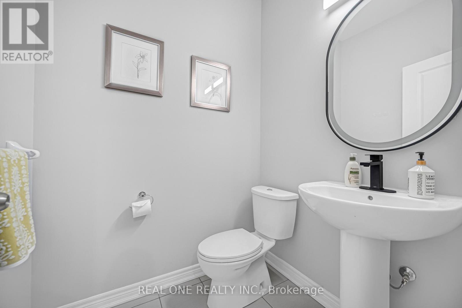 75 Fallharvest Way Road, Whitchurch-Stouffville, Ontario  L4A 4W4 - Photo 25 - N12524672