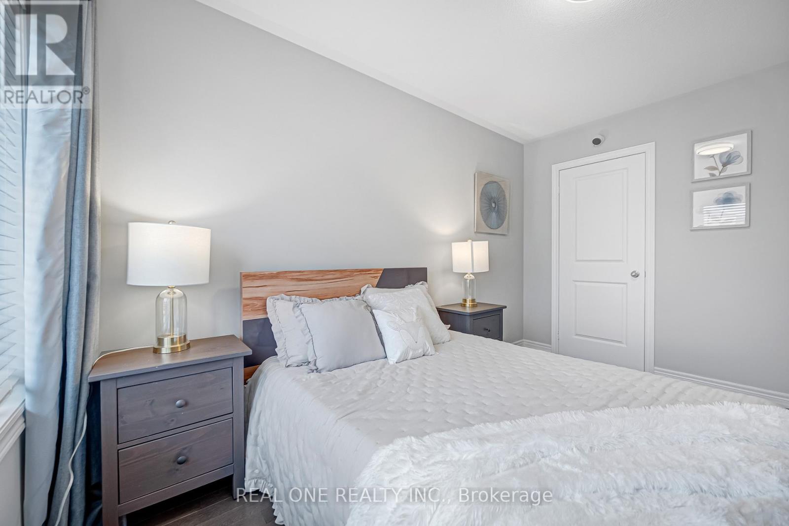 75 Fallharvest Way Road, Whitchurch-Stouffville, Ontario  L4A 4W4 - Photo 36 - N12524672