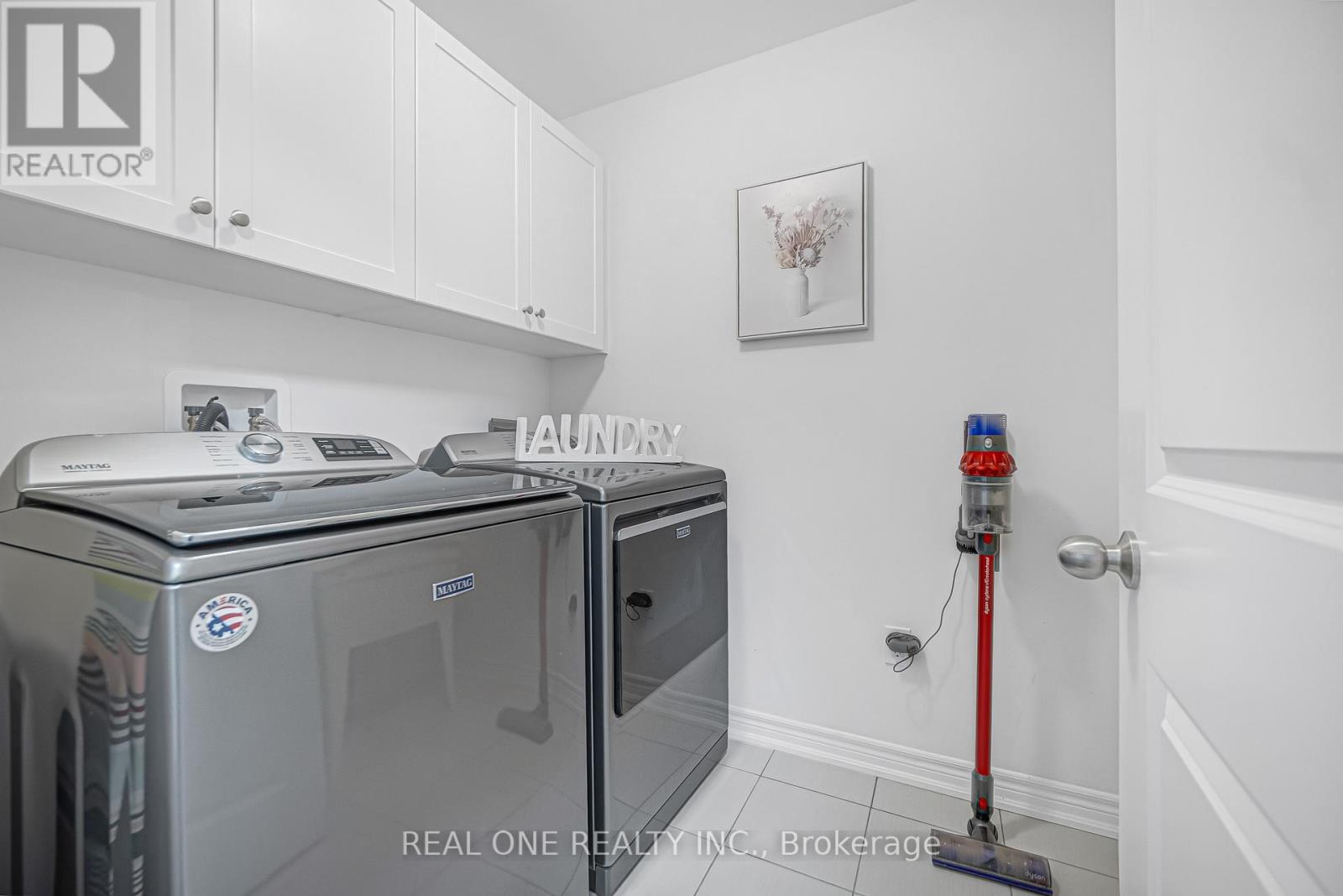 75 Fallharvest Way Road, Whitchurch-Stouffville, Ontario  L4A 4W4 - Photo 38 - N12524672