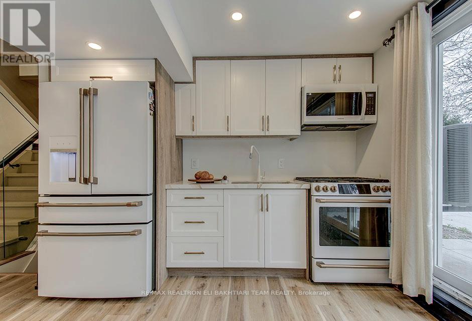 56 Cynthia Crescent, Richmond Hill, Ontario  L4E 2P9 - Photo 32 - N12524678