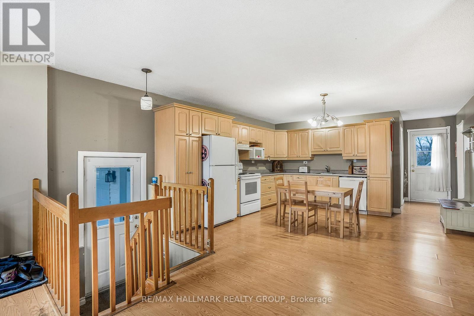 4837 County Road 14 Road, Hawkesbury, Ontario K0B 1P0 - Photo 6 - X12524726